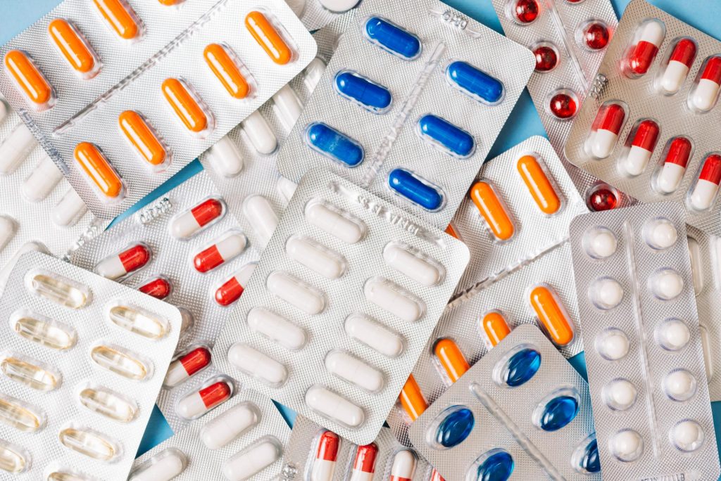 Anvisa aprova projeto-piloto para bula digital de medicamentos