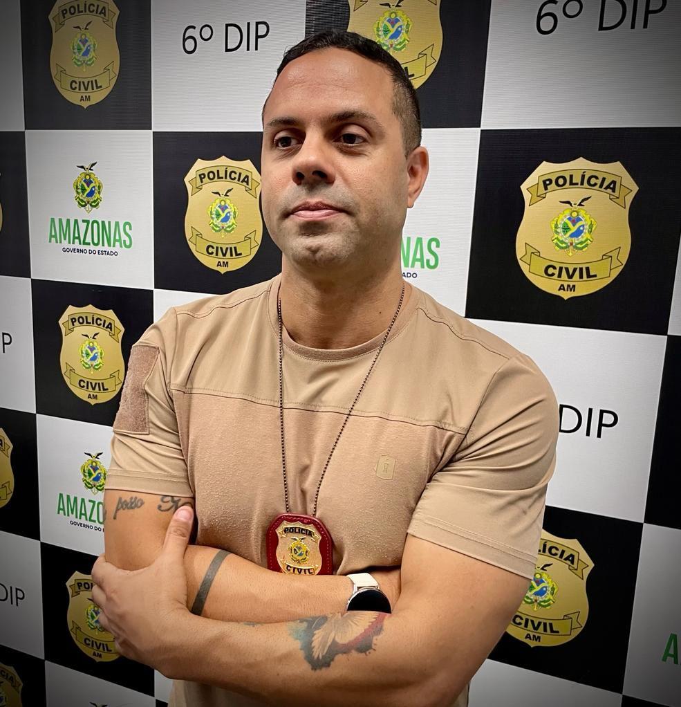 Justiça mantém prisão preventiva de delegado após audiência