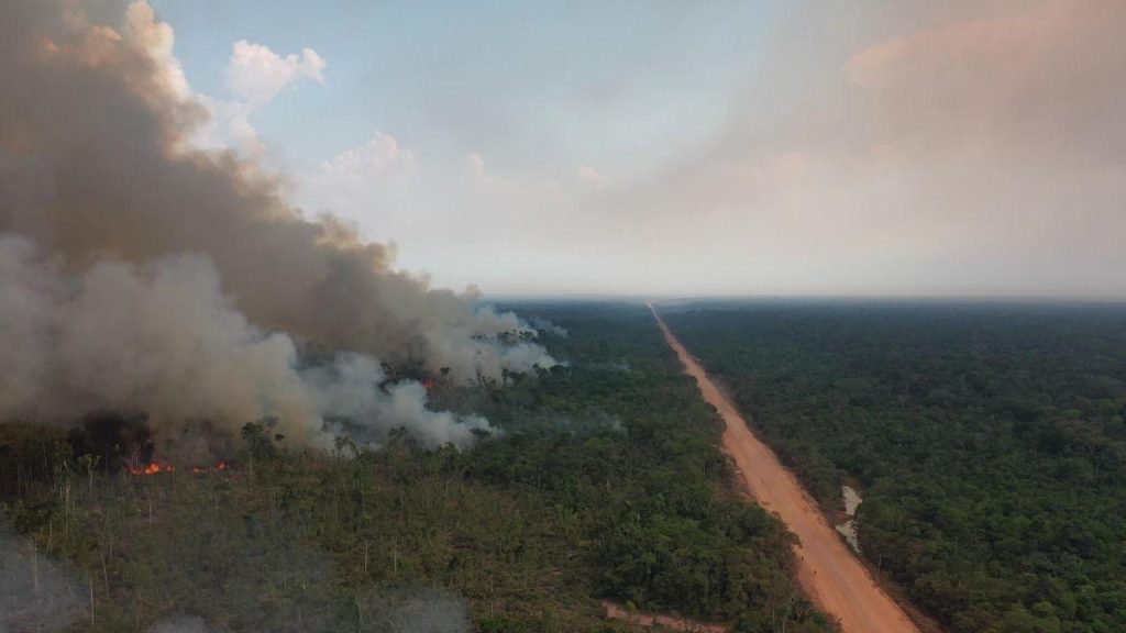 Tribunal emite alerta aos 62 municípios sobre queimadas e estiagem