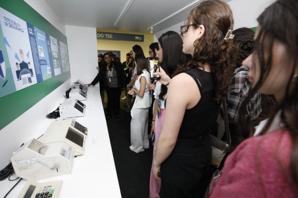 Eleitoras só são maioria em 21% dos municípios do Amazonas