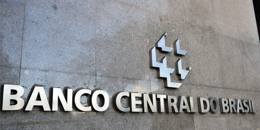 Banco Central avalia elevar a taxa de juros