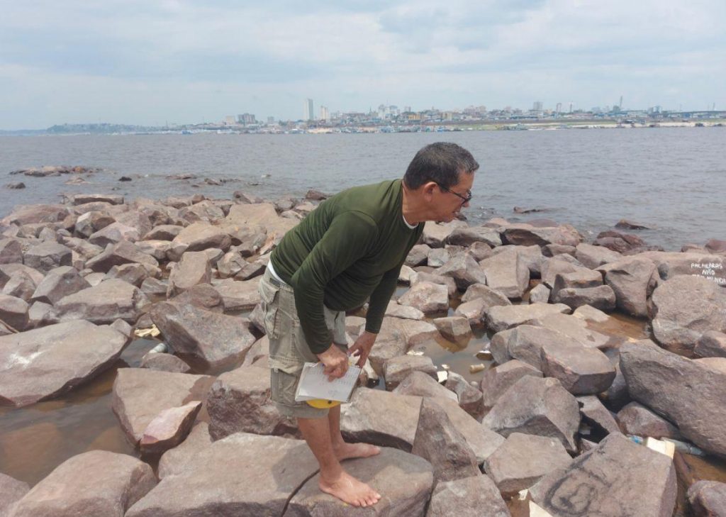 Geógrafo alerta para risco de acidentes em rochas no Rio Negro