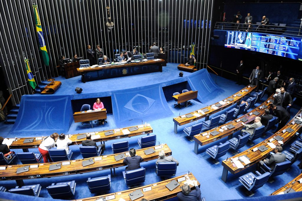 Senado aprova projeto de lei que cria “Programa Acredita no Primeiro Passo”