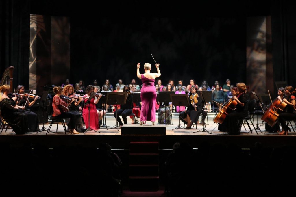 Teatro Amazonas sedia a 4ª edição da programação ‘O Toque que Muda’