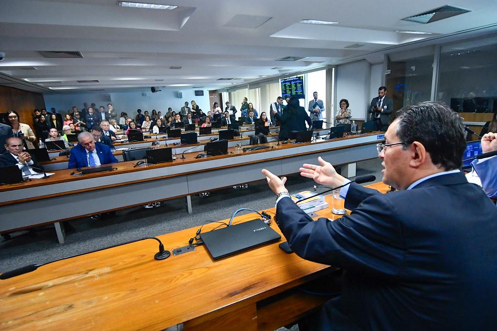 AM defende ajustes no PLP 68/2024 no Senado