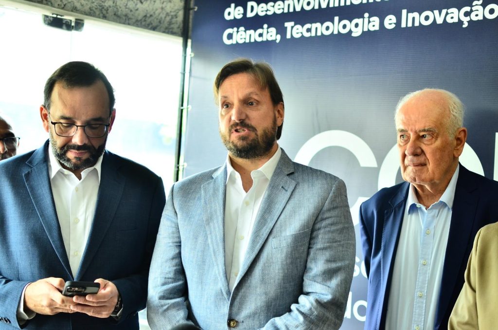Eletros e terminais defendem recuperação da BR-319 como alternativa de logística
