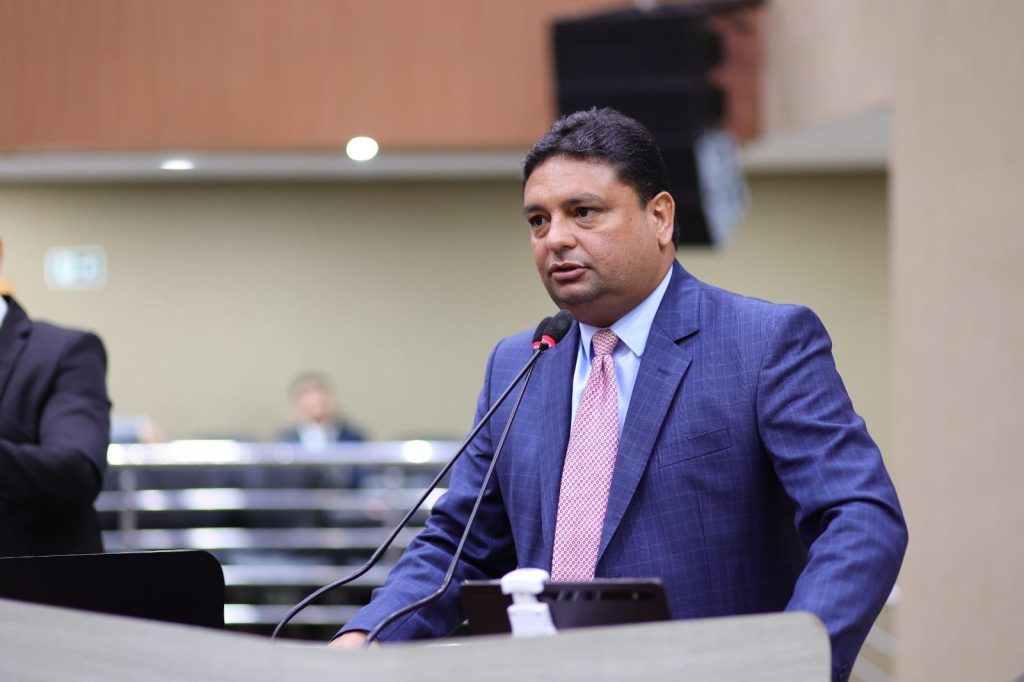 Caio André atribui à imprensa repercussão negativa do aumento salarial de 37,3% dos vereadores