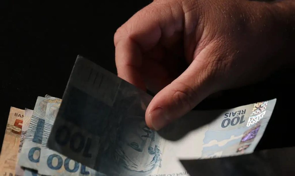 Não aos supersalários