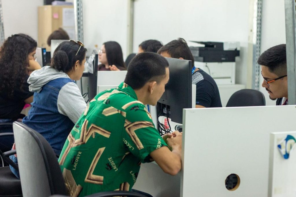 Sine Amazonas divulga 137 vagas de emprego para esta terça-feira