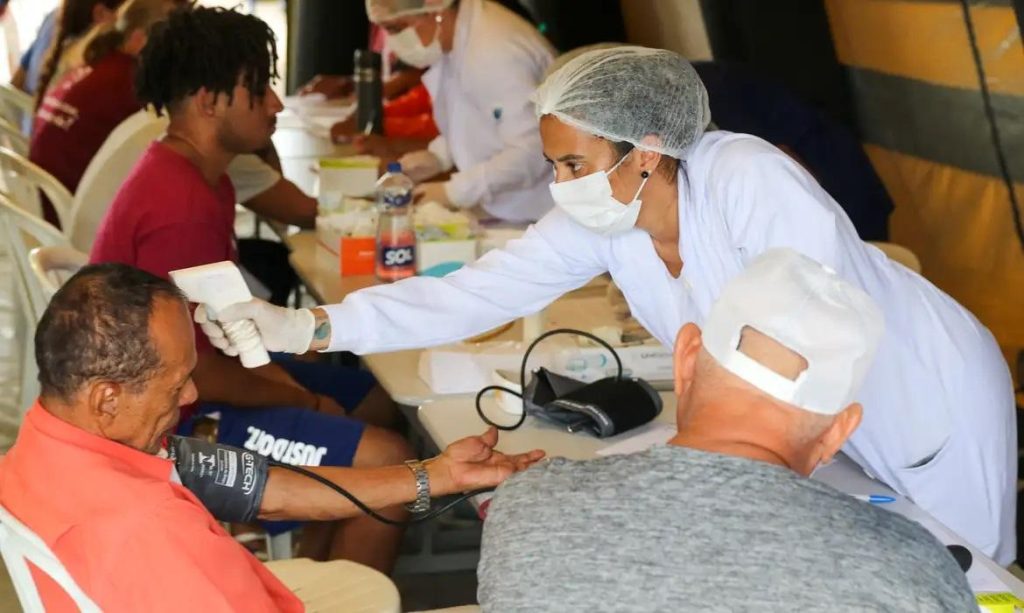 Governo se antecipa a período sazonal da dengue para evitar óbitos