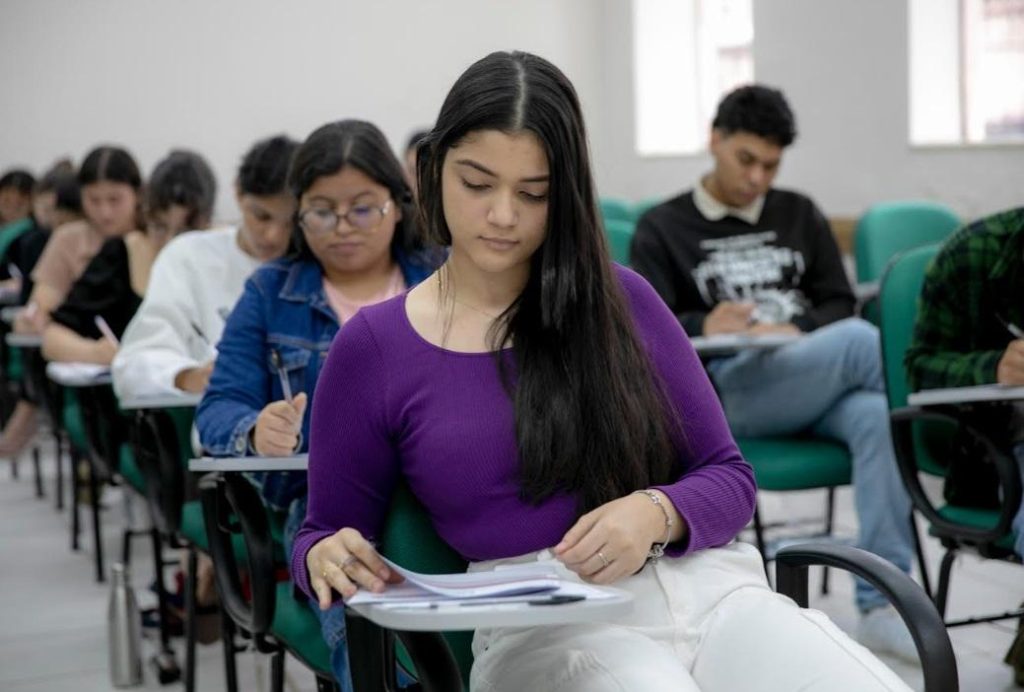 Vestibular e SIS: UEA divulga edital e convocação para matrícula da 2ª chamada