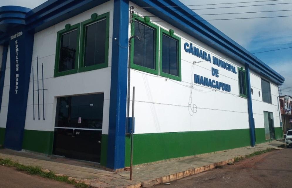 Cotão turbina os gastos das Câmaras do interior
