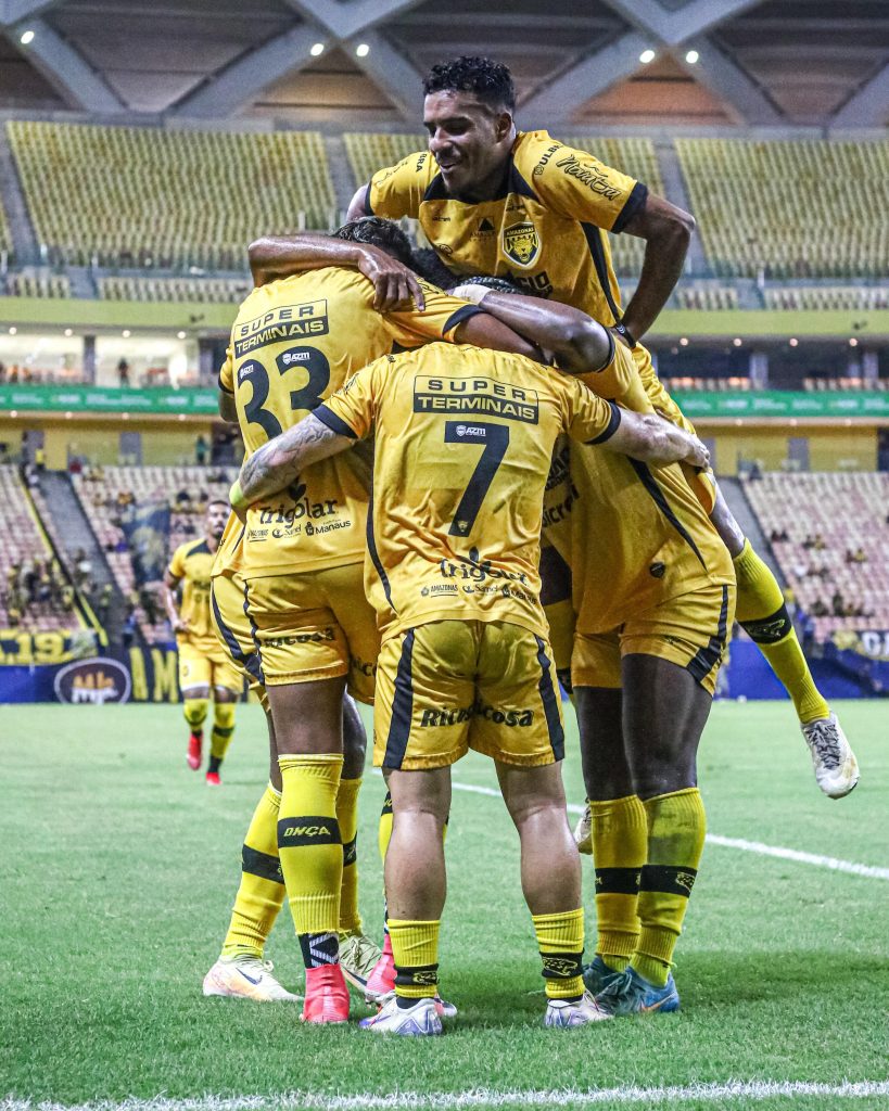 Amazonas FC goleia Tocantinópolis e  se classifica para as quartas de final