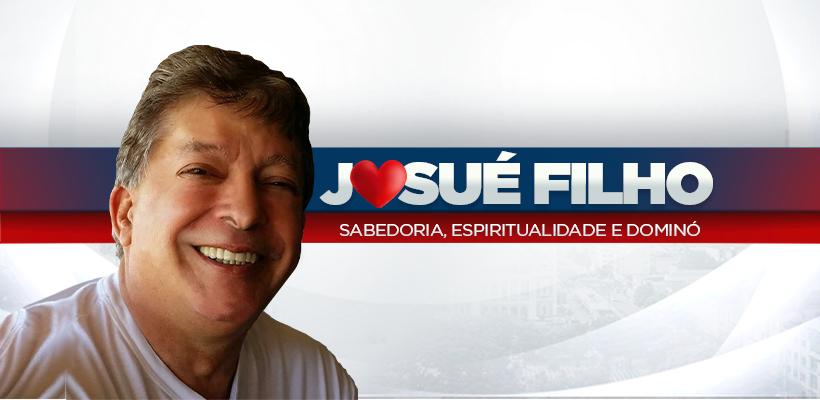 Além dos microfones