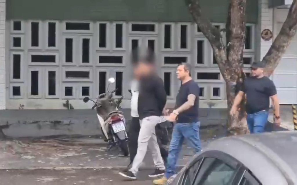 Suspeito de matar palestino no Vieralves é preso; polícia procura por comparsa