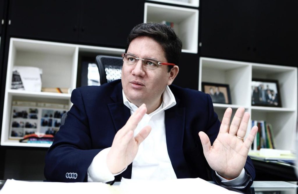 Ari Moutinho volta às férias após passagem rápida no TCE