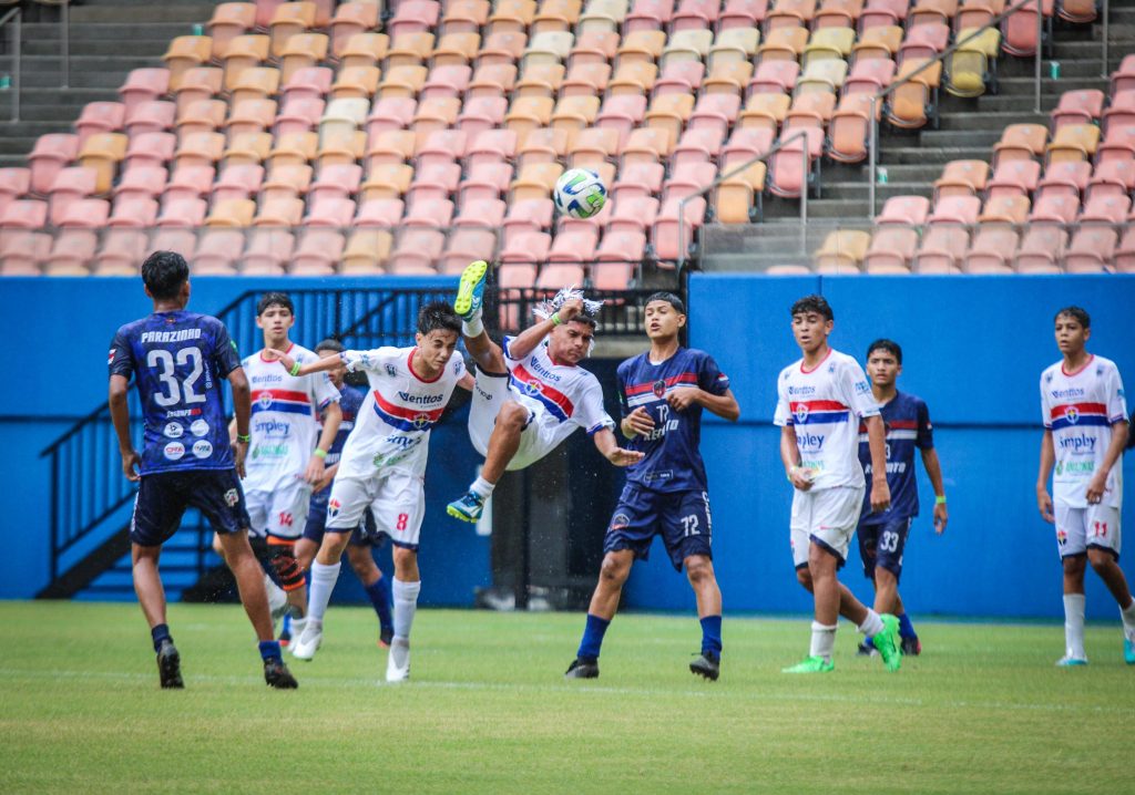 De virada, Fast Clube é campeão do Peladinho 2024