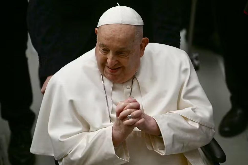Papa Francisco teve uma noite ‘tranquila’, anuncia Vaticano