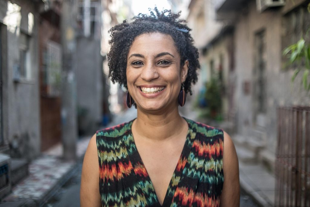 Moraes manda PF entregar conversas entre delegado e Marielle Franco