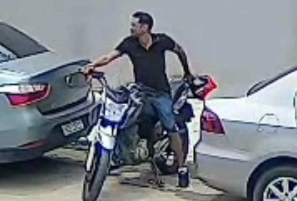 Polícia divulga foto de suspeito de furto no Parque Dez