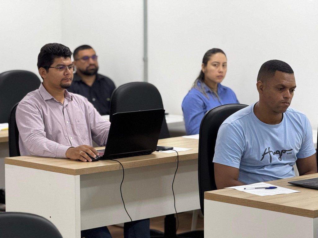 Curso orienta sobre alvará ‘relâmpago’ em Manaus