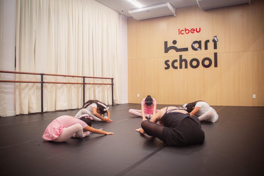 ICBEU inaugura escola de artes em Manaus