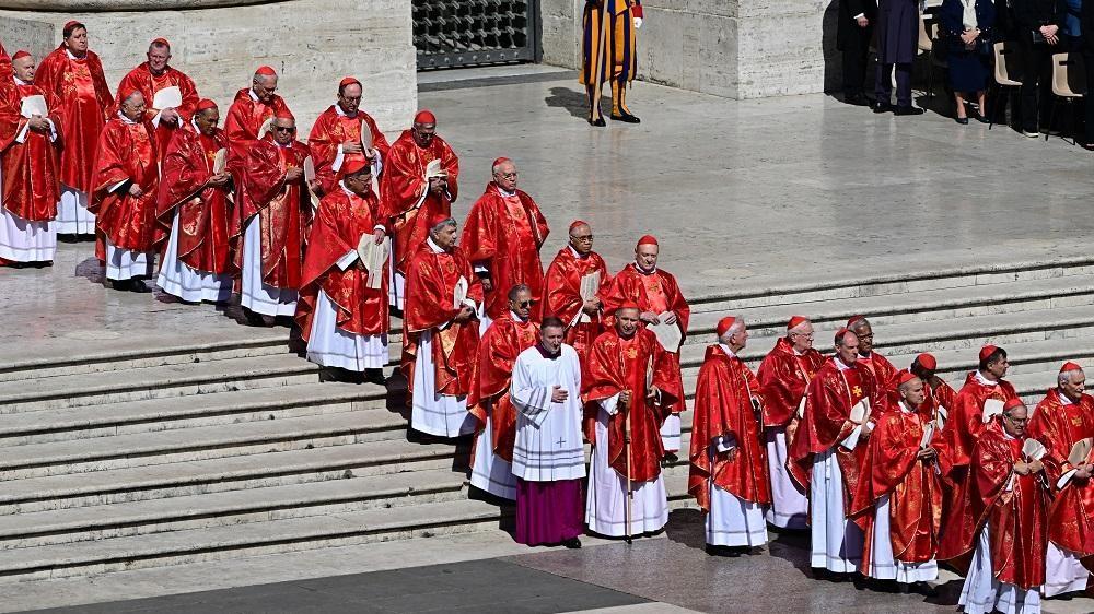 Conclave para eleição do papa começará em 7 de maio