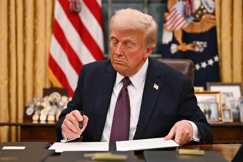 Suprema Corte dos EUA impede Trump de retomar expulsão de venezuelanos