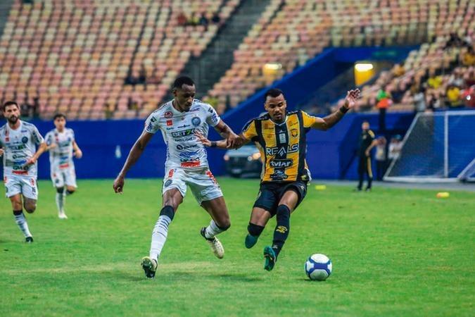 Onça desafia o Fantasma