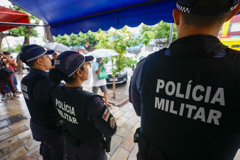 Adolescente é apreendido com cocaína e dinheiro no Colônia Terra Nova