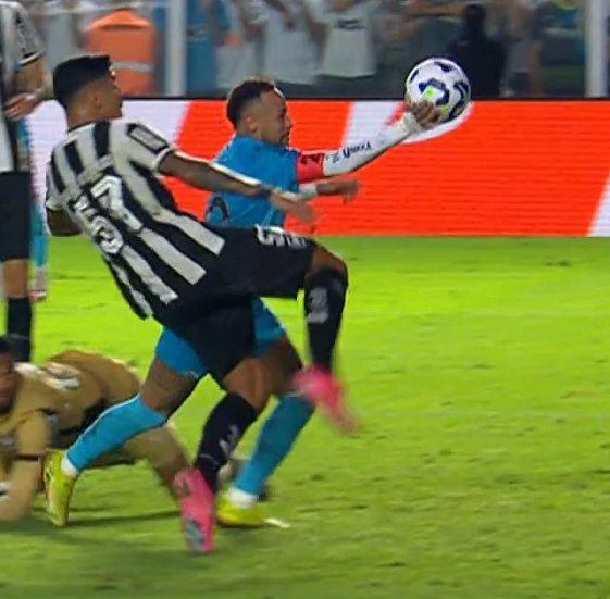 Neymar é expulso e Santos é derrotado pelo Botafogo, na Vila Belmiro