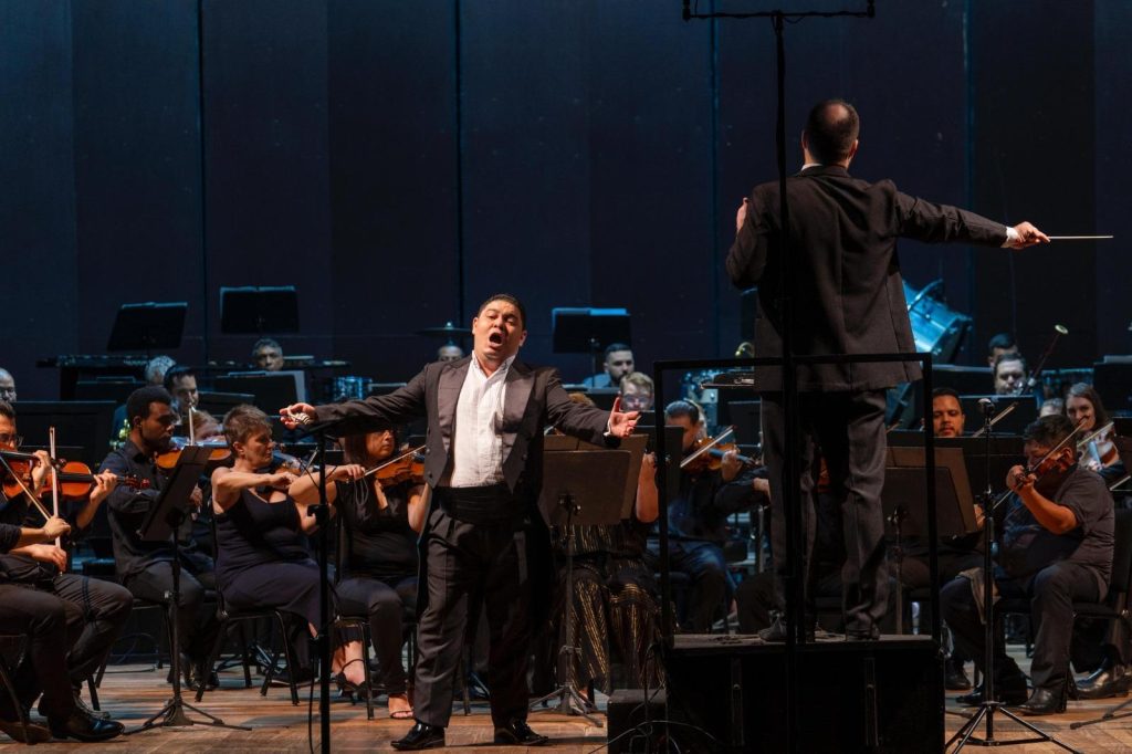 Espetáculo ‘In Concert’ celebra o amor com música clássica no Teatro Amazonas