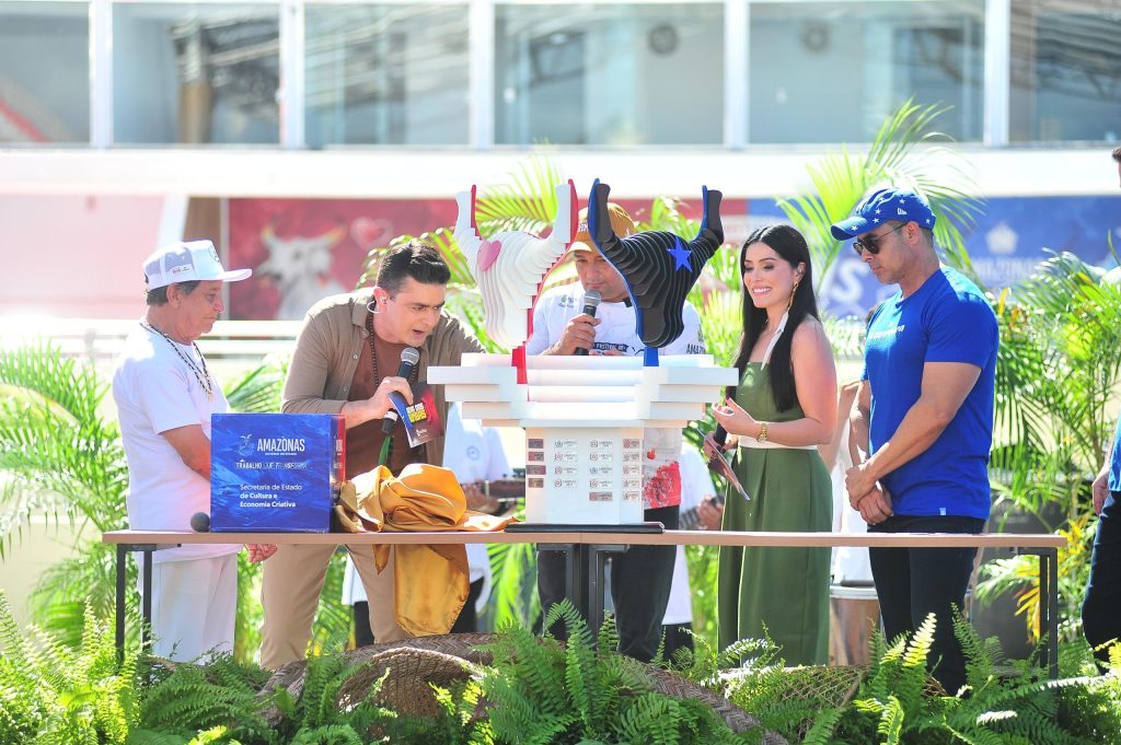 Troféu do 58º Festival de Parintins será exposto em pontos culturais da cidade