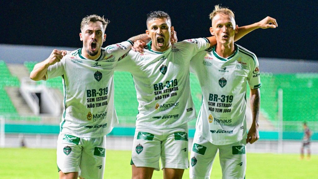 Manaus vence fora de casa e volta ao G4 da Série D