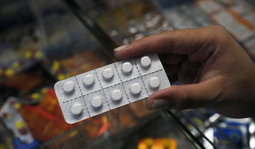 Aprovado projeto de lei que facilita a identificação da data de validade dos medicamentos