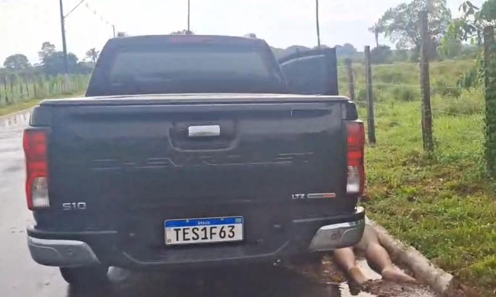 Execução: corpo de homem é encontrado em estrada de Parintins