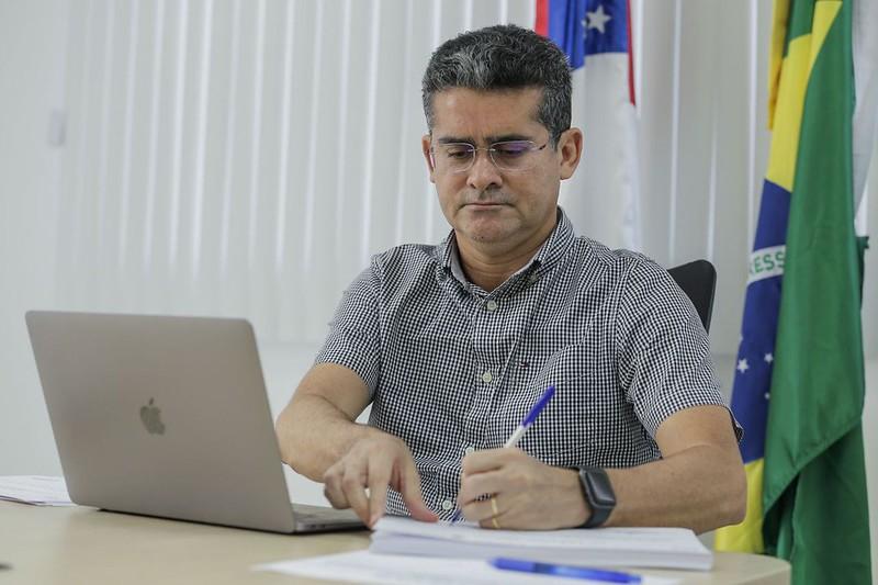 Prefeito de Manaus sanciona Reforma da Previdência