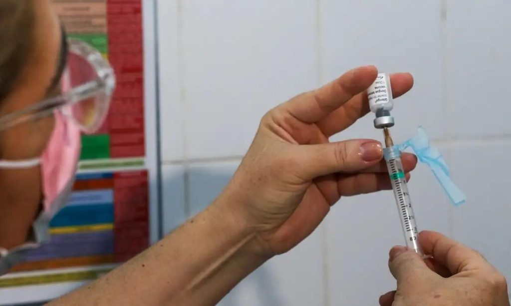 Ciência apresenta primeira vacina nacional