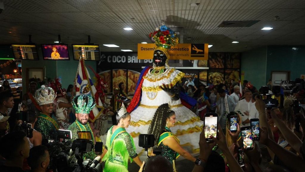 Kamélia chega neste sábado (3) para abrir o Carnaval manauara