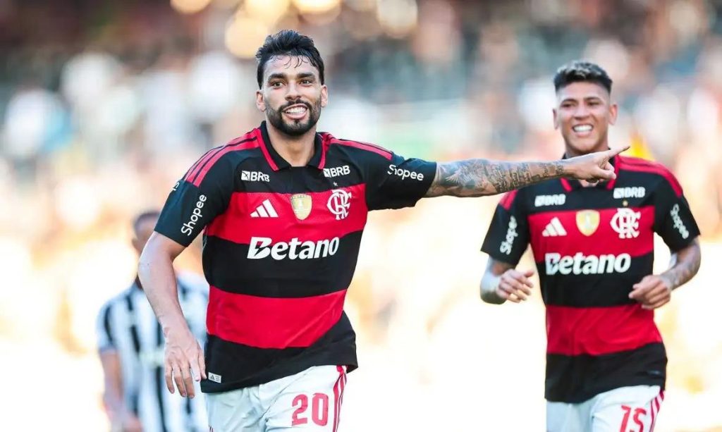Clássico Carioca: Flamengo vence Botafogo e avança à semifinal