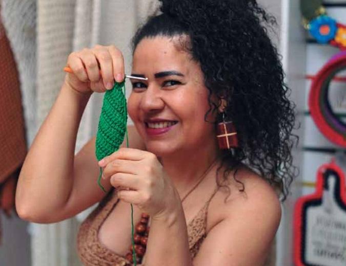 Estilista amazonense aposta na Copa para crescer