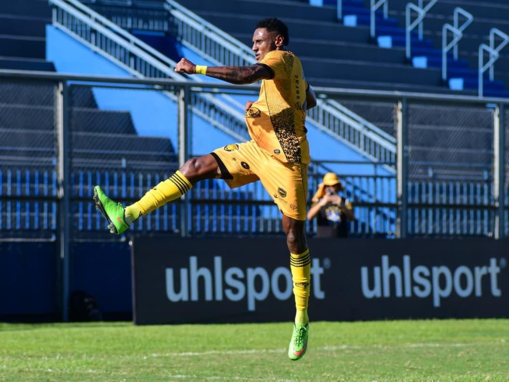 Com gol de pênalti, Amazonas volta a vencer na Série C do Brasileiro