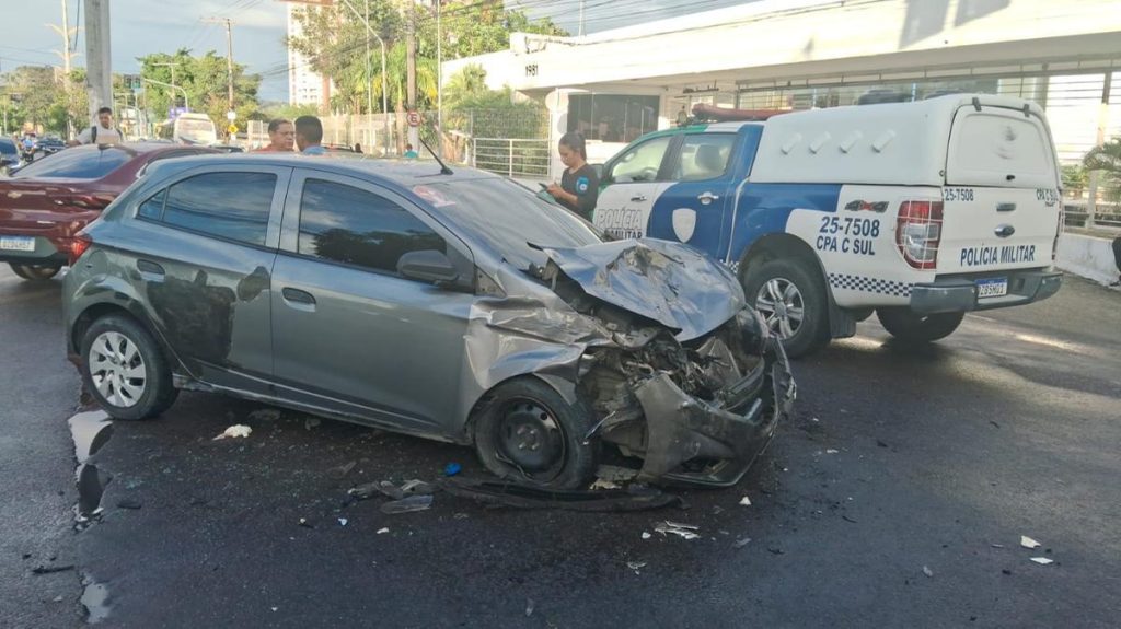 A violência diária do trânsito de Manaus em larga escala