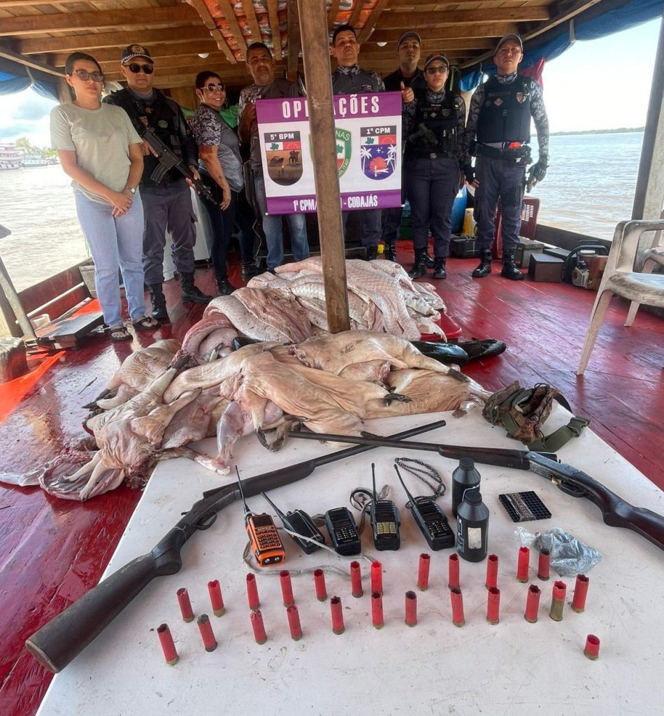 Operação em Codajás apreende armas, drogas e 358 kg de pescado e carne de caça ilegal