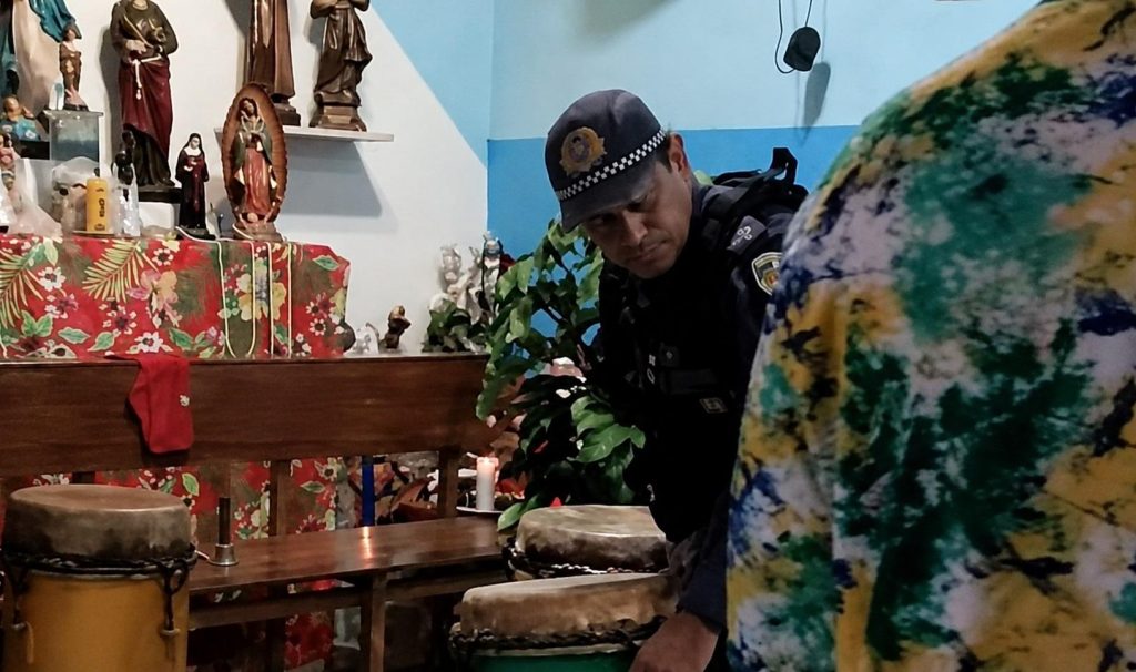 Ataque à cerimônia religiosa questiona conduta do Estado