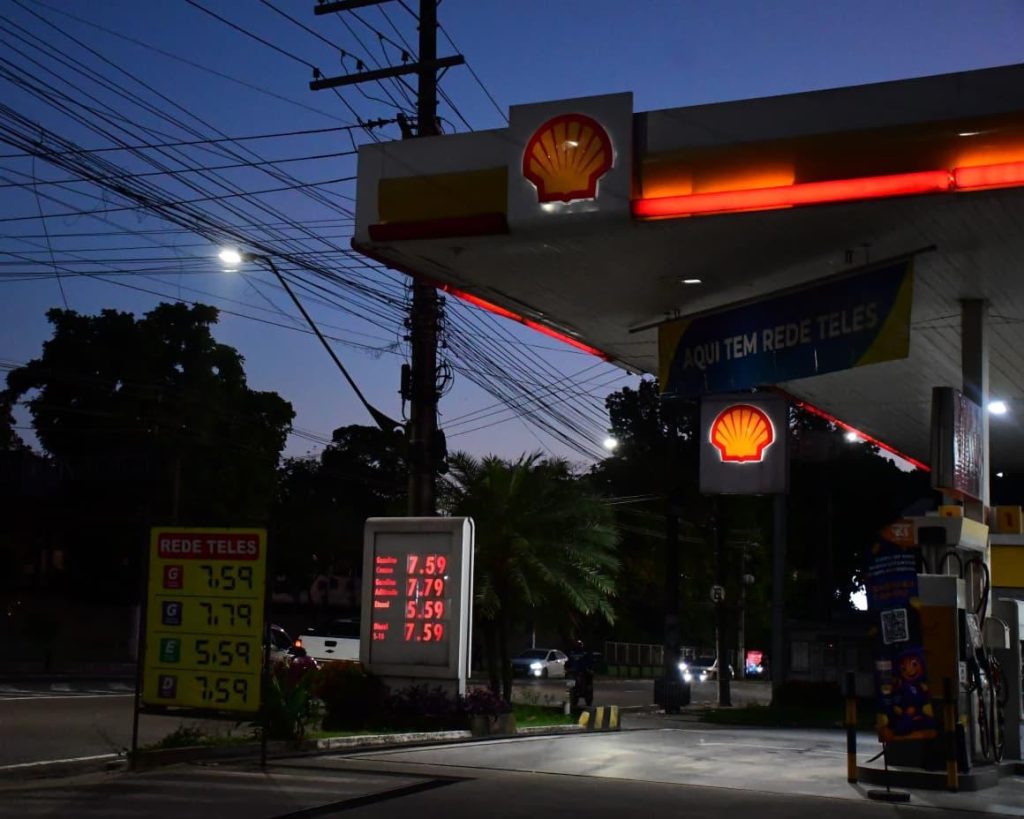 CNPE adia reunião que decidiria aumento da mistura de etanol na gasolina