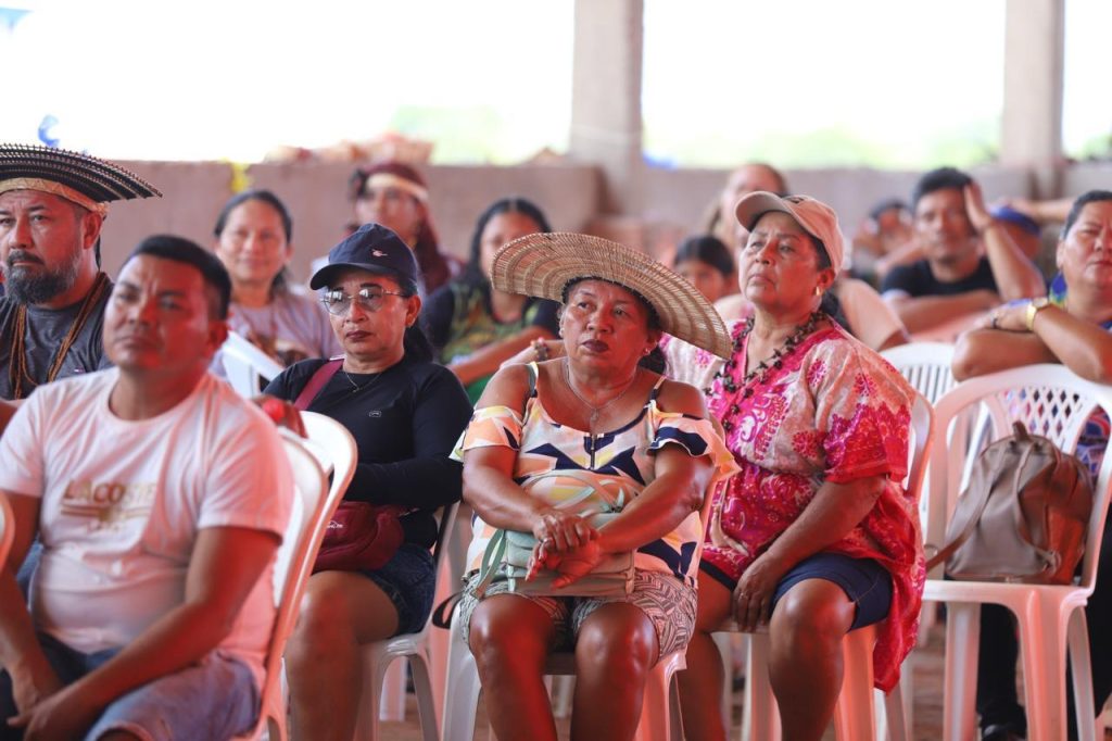 Indígenas denunciam violações em encontro no Amazonas