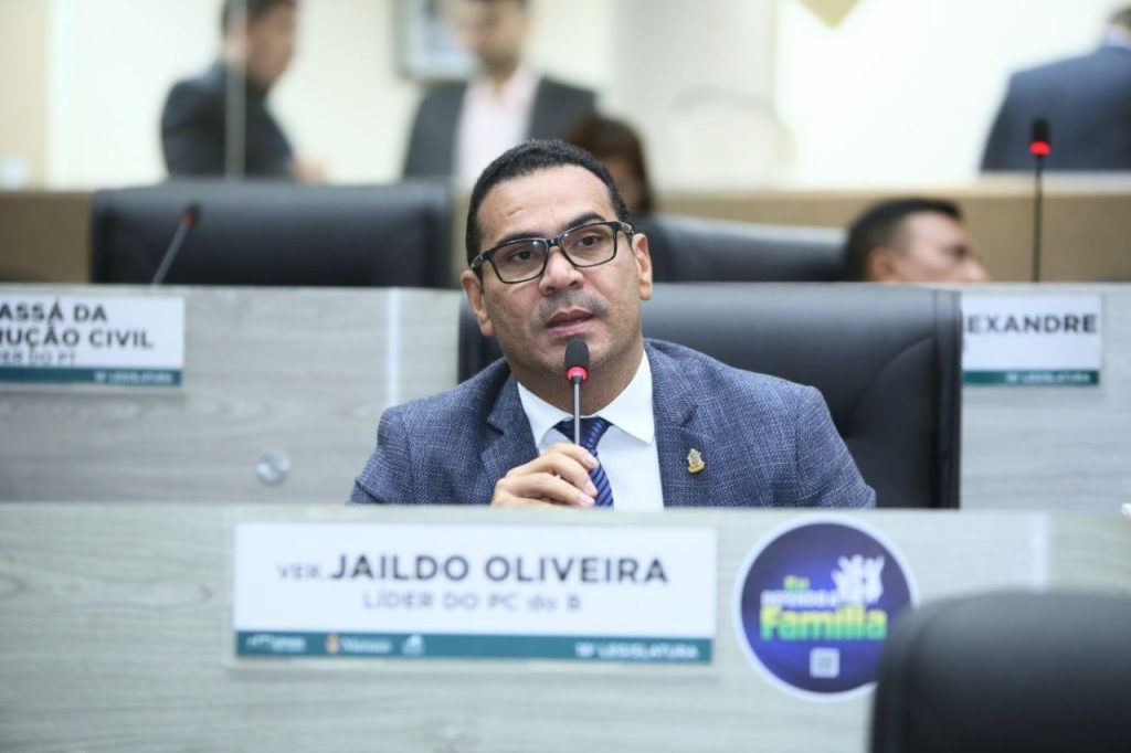 Justiça mantém Jaildo Oliveira no cargo de vereador de Manaus