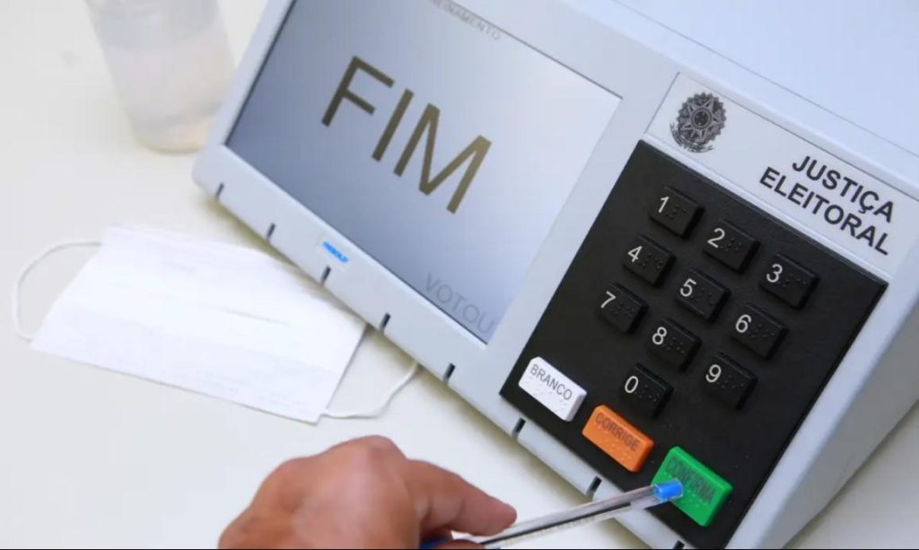 TSE abre prazo para solicitação de voto em trânsito