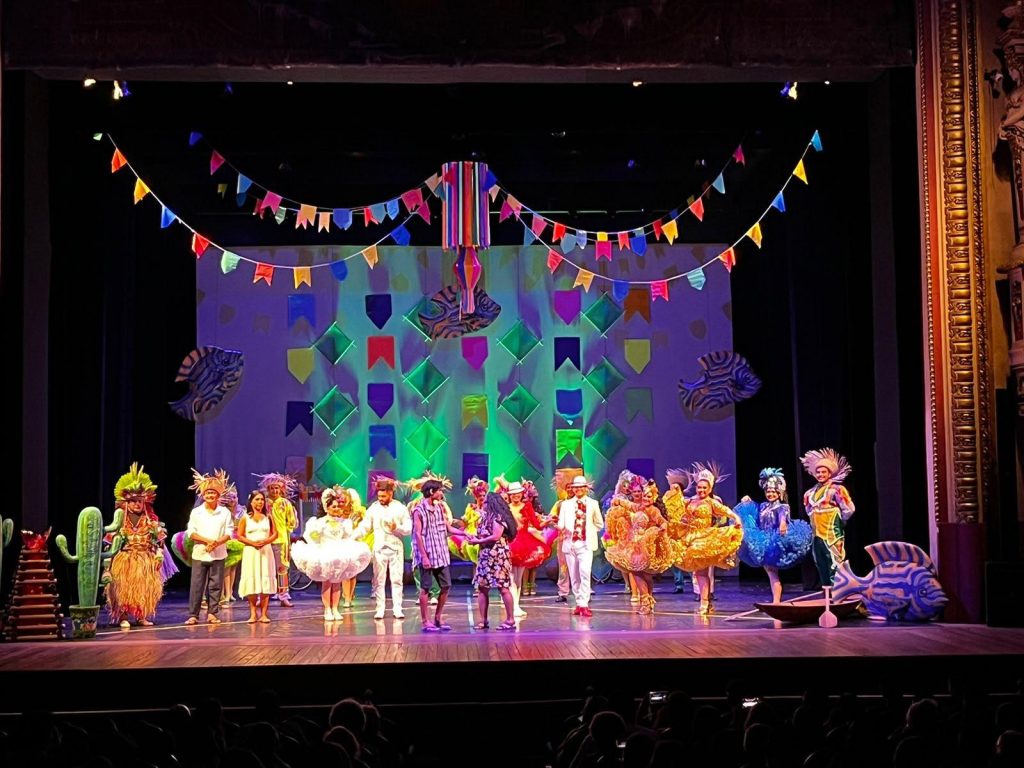 Teatro Amazonas recebe o espetáculo ‘Os Sentimentos do São João’